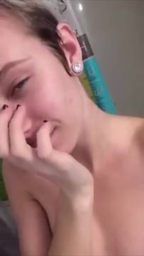 Film Porno Teasing and Hairy Pussy Sexy Nude Teen