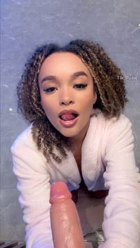 X-Rated Video Sextoys with emmawilliams1 & Teen Nude Ebony Small Tits
