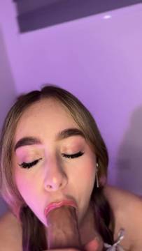 Xxx Video Sextoy in the mouth with emily-mills1 & Natural Big Tits Naked