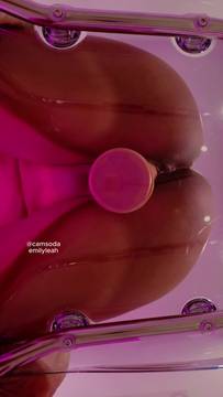 Porn Video Female Masturbation with emilyleah & Big Ass Solo Latina