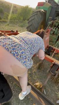 Porn Video Doggystyle & Curvy & Thick Exhibitionist Big Ass POV Outdoor