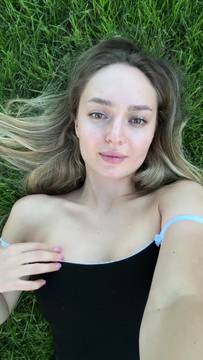 Film Porno Showing Boobs with Barbie001 & Small Tits Piercing Outdoor