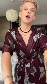 Porn Scenes Teasing with CyberV and Shaved Pussy Small Tits Blonde Naked