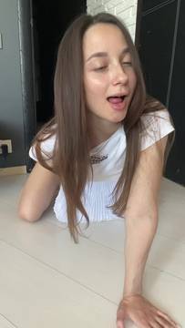 Hot Movie Teasing with emilycakesweet and Solo Shaved Pussy Teen Brunette