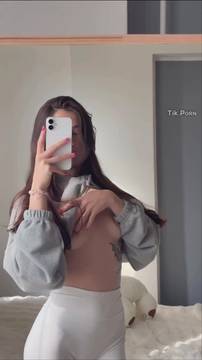 Sex Video Showing Boobs with shyemilybaby & Nude Solo Brunette Small Tits