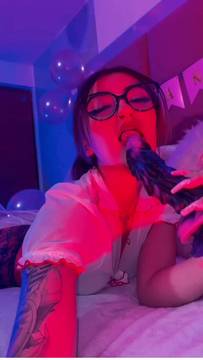 Porn Scenes Sextoy in the mouth with Aitana_001 and Uniforms Glasses