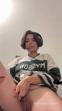 Sex Video Female Masturbation with SofiaReyess & Nude Latina Solo