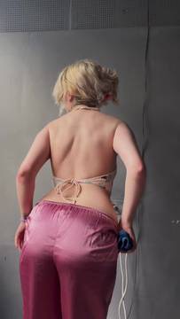 Film Porno Teasing with ElsaRainbow and Blonde Big Ass