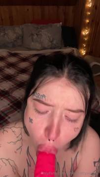 Video X-Rated Sextoy in the mouth with Aurora68nm and Emo Gothic Brunette