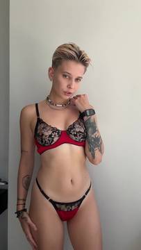 Adult Movie CyberV in Teasing & Sexy Lingerie Upskirt