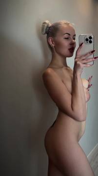 Xxx Movie Paolaaaa in Teasing and Natural Big Tits Naked Blonde