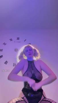 Sex Scenes ElsaRainbow in Female Masturbation and Teen Big Boobs